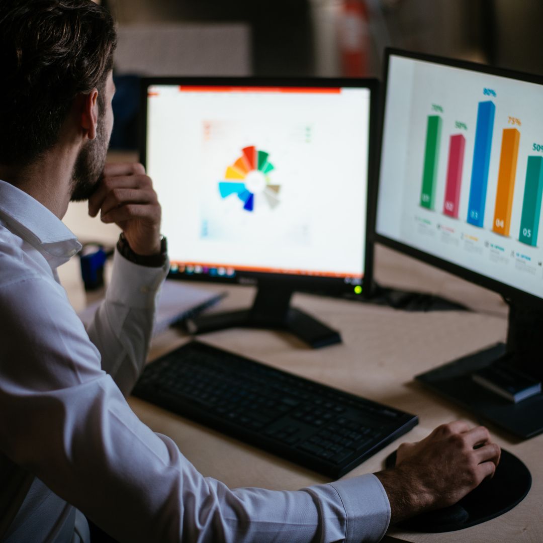 Cómo elegir la franquicia adecuada para invertir en 2026: guía completa para emprender con éxito 2 Investigación en el mercado de las franquicias